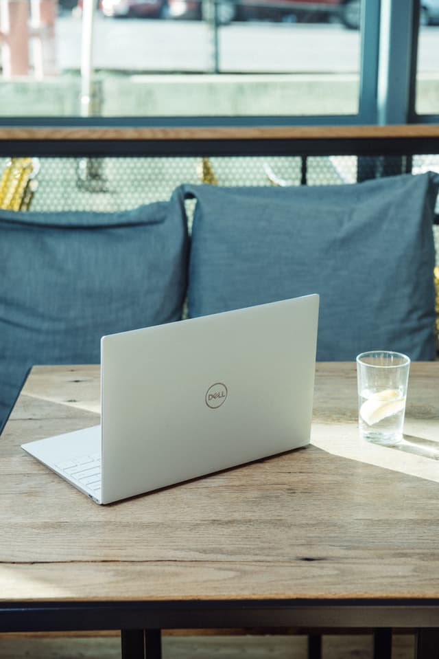 Dell XPS 15 Laptop